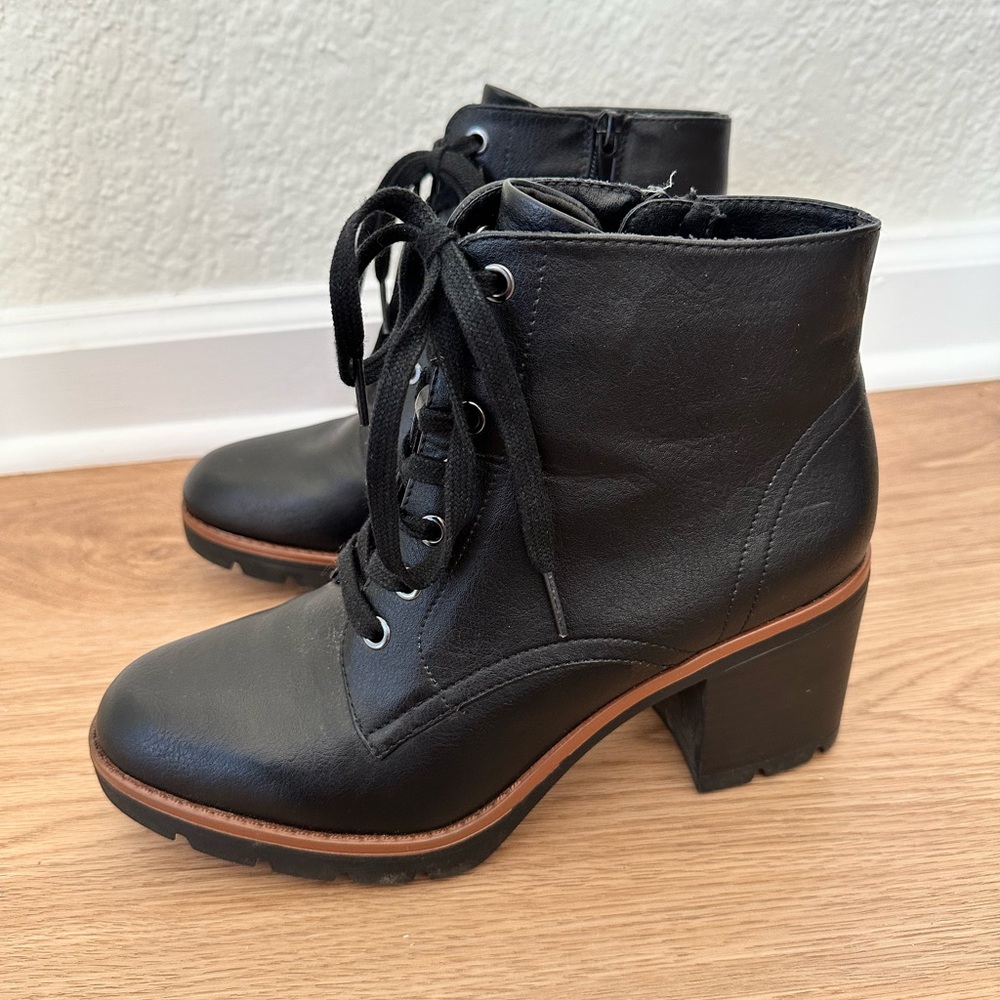 Leather Ankle Lace-up Boot